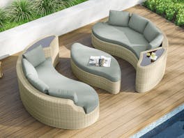 Long Beach Day Bed Outdoor Suite