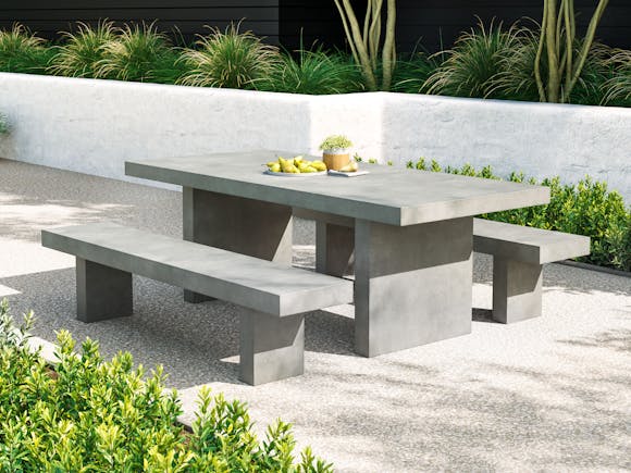 Modulo Concrete Outdoor Dining Set