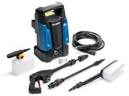 Hyundai 1700W Electric Water Blaster Essentials Kit