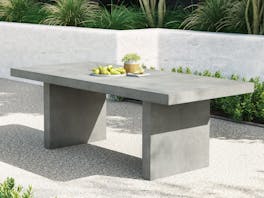 Modulo Concrete Outdoor Dining Table